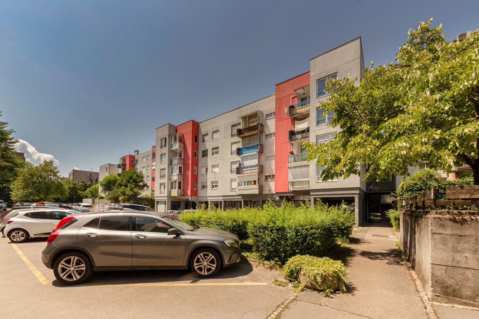 Cosy And Bright Apartment Lubiana Esterno foto